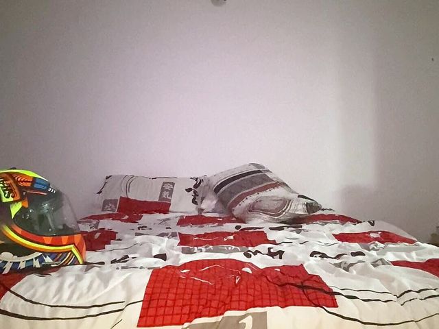 Looking for a Good Video to Masturbate (Tomas Styl)