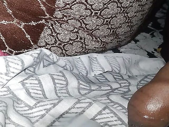 Home Made Masturbation (Hard pussy fucker)