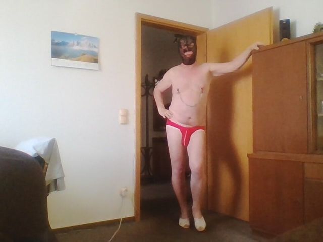 Wichsen Mit Fetischmaske Und Jockstrap (Andi geil)