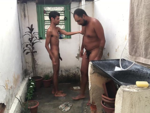 Video 277 Couple Having Shower (Couple2black)