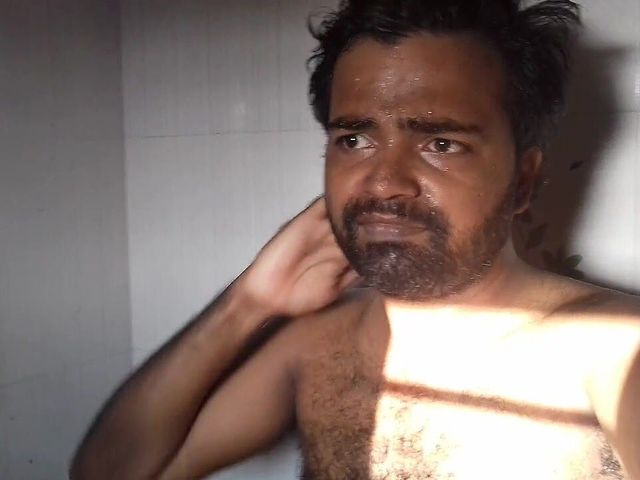Mayanmandev Showing Sweating Body (Mayanmandev)