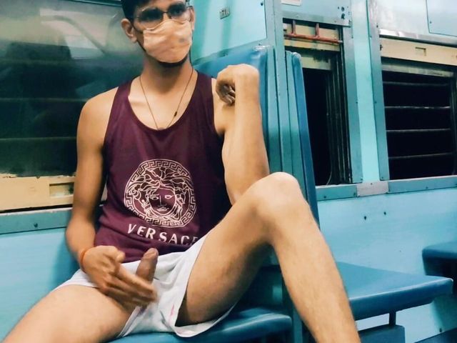 Sexy Indian Gay in Train (Tani)