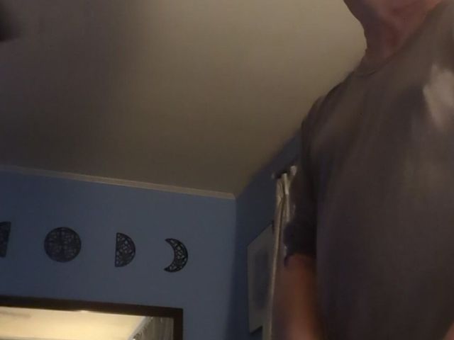 I hope you like seeing Grandpa cum (Hung grandpa)