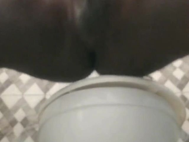 Gorilla Dick Grip Public Washroom Pounding (Bbc Godaddy)