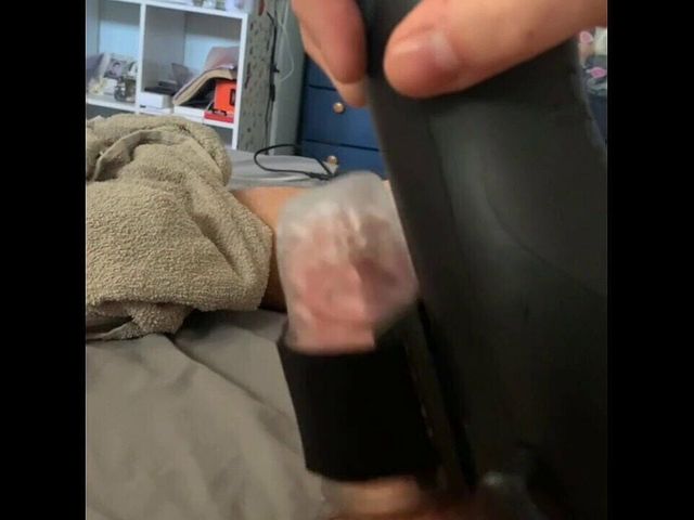 Fun with my Handy interactive stroker (Mr.Golfo) Fun with my Handy interactive stroker (Mr.Golfo)