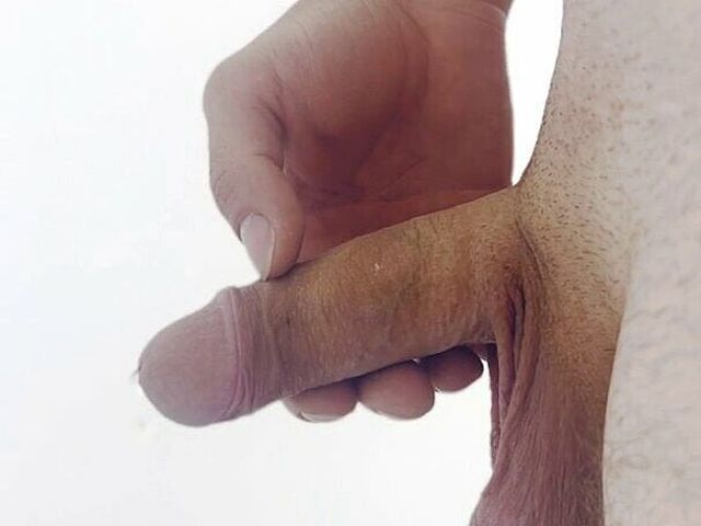 Publicboy18 Pissing POV, Flash and Masturbation at Work Amateur Bareback (Apomit)