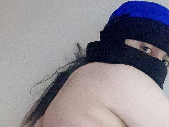 Sexy Big Ass Arabic Crossdresser (Chahraazad)